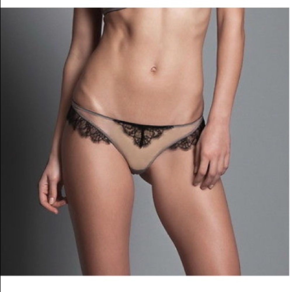NWT KIKI de MONTPARNASSE SHEER LACE THONG